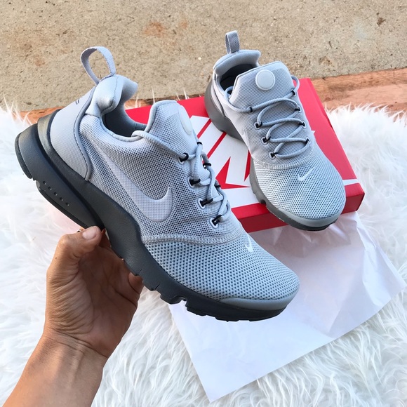 NIKE PRESTO FY Sz 6y Equivalent Women’s 7 new - Picture 3 of 7
